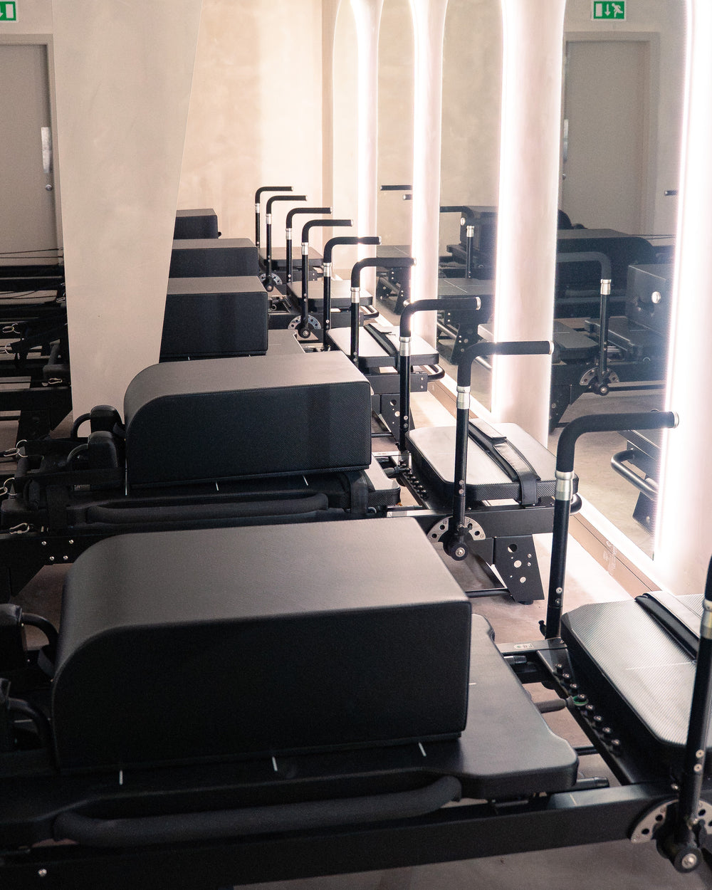 Elina Premium Pilates Reformer Machine