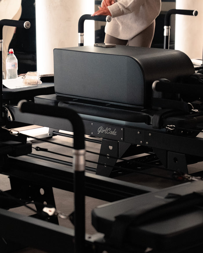 Elina Premium Pilates Reformer Machine