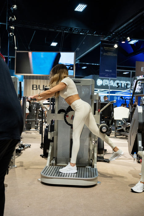 Athlete using the GluteLeader Multi-Hip GL-1009 for hip extension