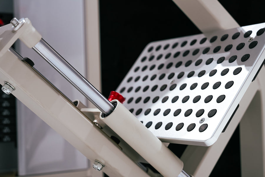 GluteLeader Pinloaded Hyper-Extension footplate and adjustment detail
