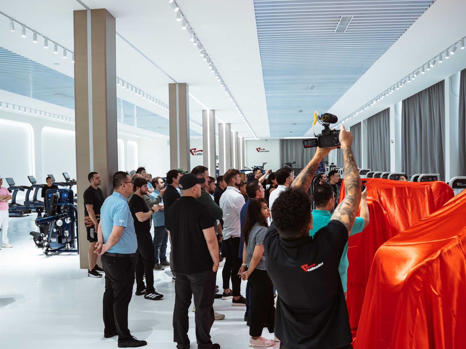 Realleader showroom event with GluteLeader equipment